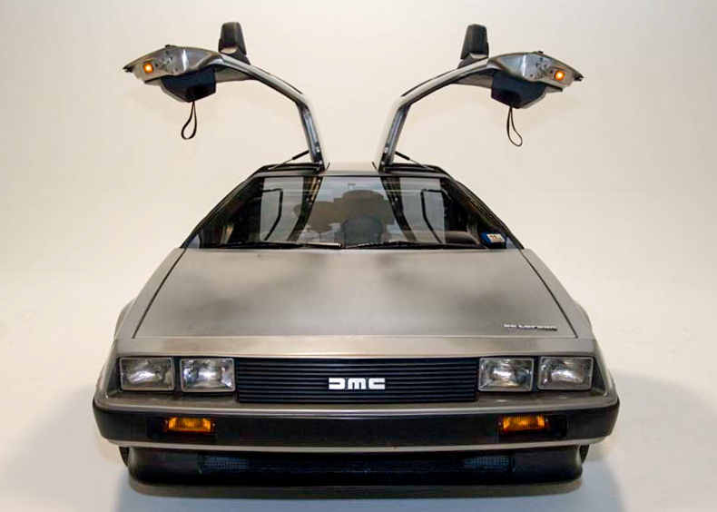 delorean dmc 12. File:DeLorean DMC-12 with