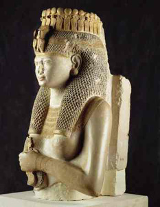 Бюст Меритамон из Рамессеума, Каирский музей, Египет