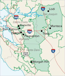 Un distrito congresional guerrimandaje, en el 11° distrito de California, señaló a favor del Republicano Richard Pombo. Si bien la zona de Danville es tradicionalmente republicana, Morgan Hill no lo es, y ese gran distrito demócrata fue añadido para obtener el número correcto para la población del 11° distrito, y Livermore fue asignado en el 10° a instancias del titular demócrata, ya que contiene el Lawrence Livermore National Laboratory (que se encuentra cerca de la ruta estatal "580") y ella está en un escaño en la Cámara Comisión de Energía. El 10.ª distrito se encuentra al norte del 11° distrito en Contra Costa y Solano (véase el texto que figura a continuación y las elección del 11° distrito congresional de California de 2006 para un resultado inesperado que se sobrepuso a esta gerrymander.