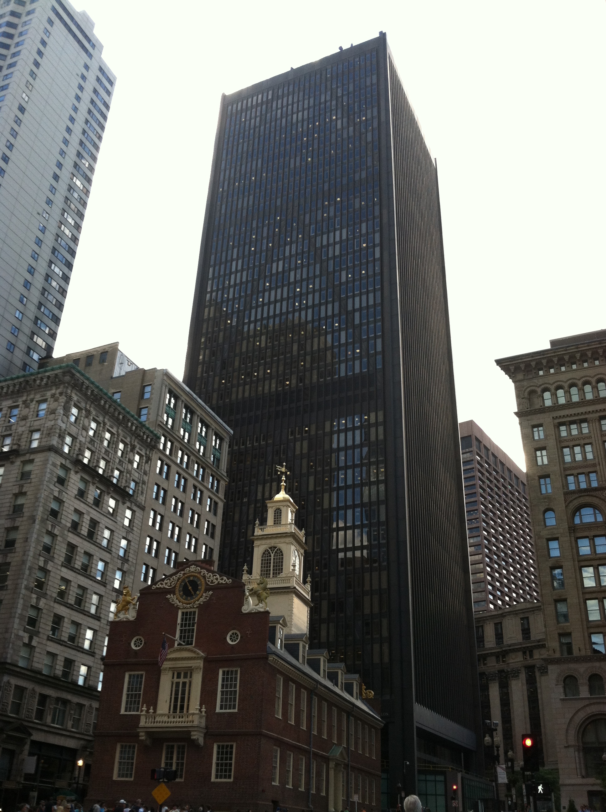 One_Boston_Place_and_Old_State_House.JPG