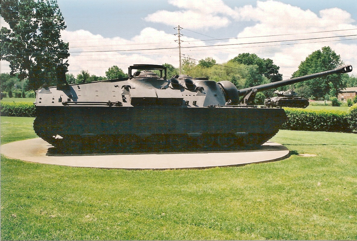 http://upload.wikimedia.org/wikipedia/commons/8/89/T28_Side.jpg