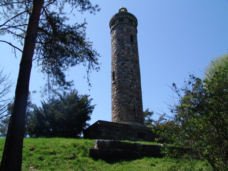 Woodbridge Memorial Tower