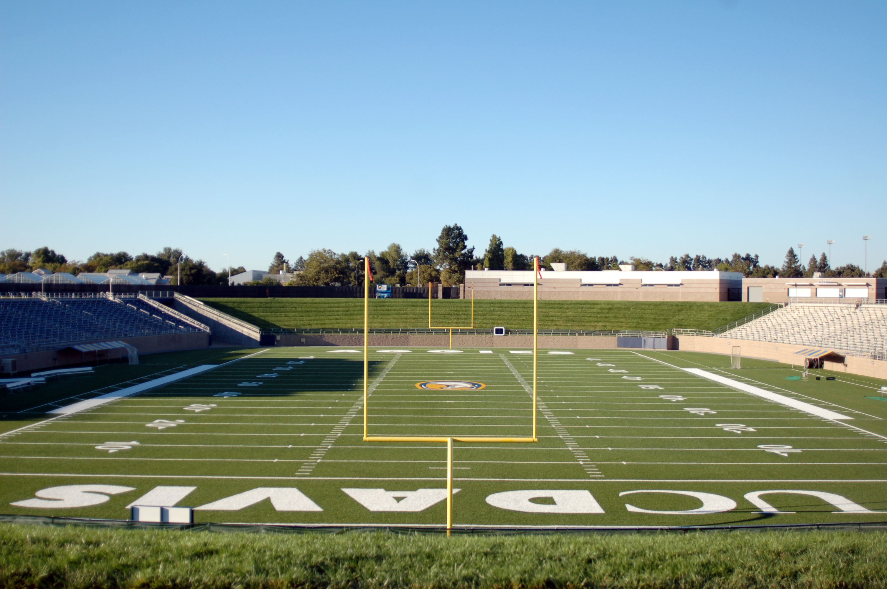 File:Aggie Stadium (UC Davis).jpg - Wikimedia Commons