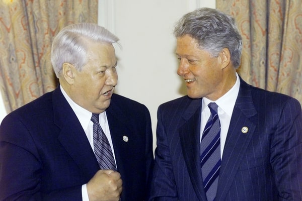 President Clinton and President Yeltsin, Ciragan Palace, Istanbul, Nov 18, 1999
