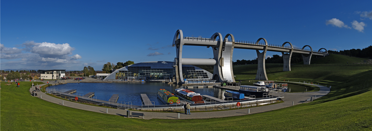 Falkirk_Wheel_panorama.jpg