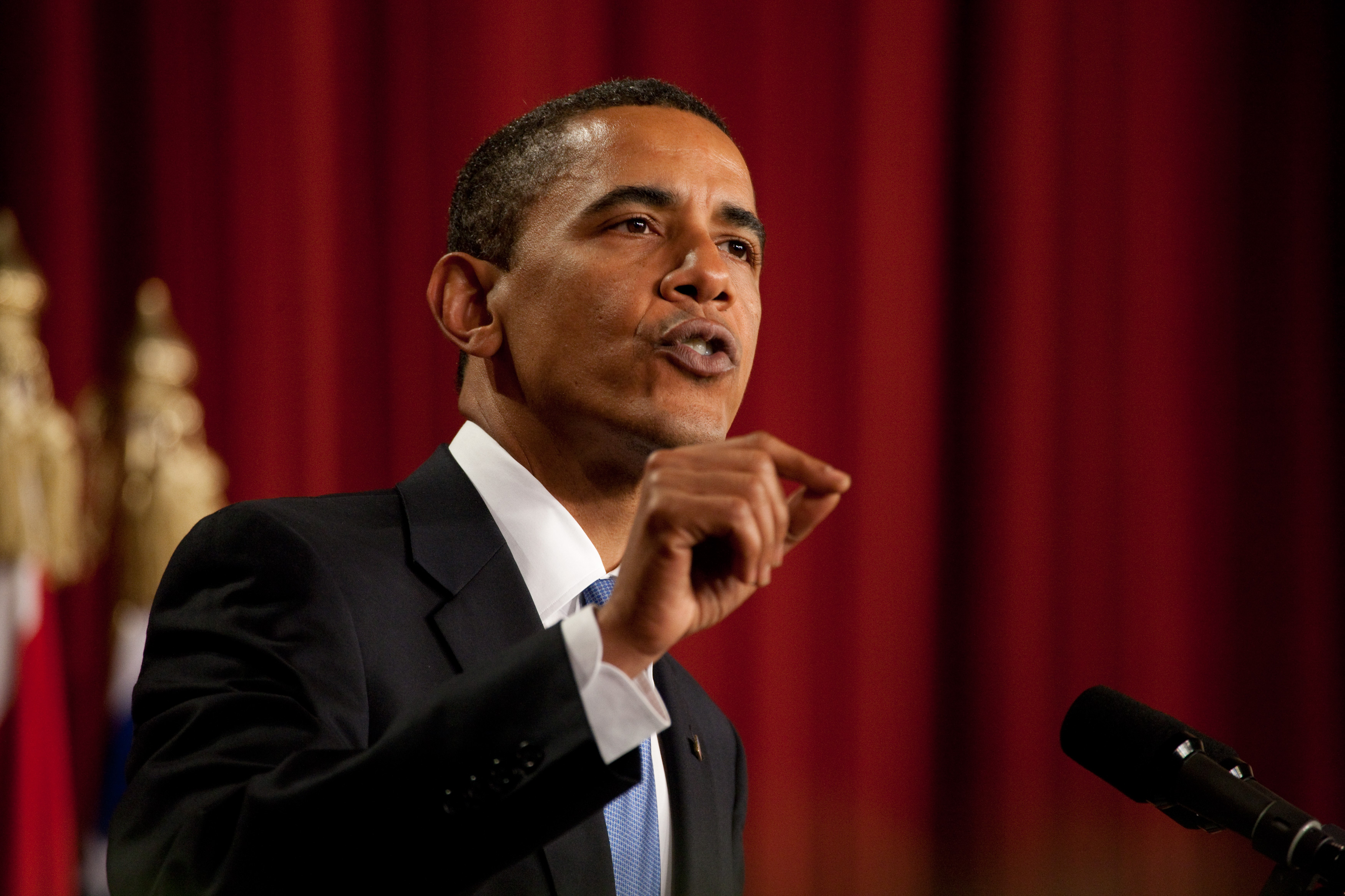 File:Barack Obama speaks in Cairo, Egypt 06-04-09.jpg - Wikipedia, the ...