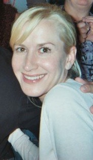 angela kinsey hot people