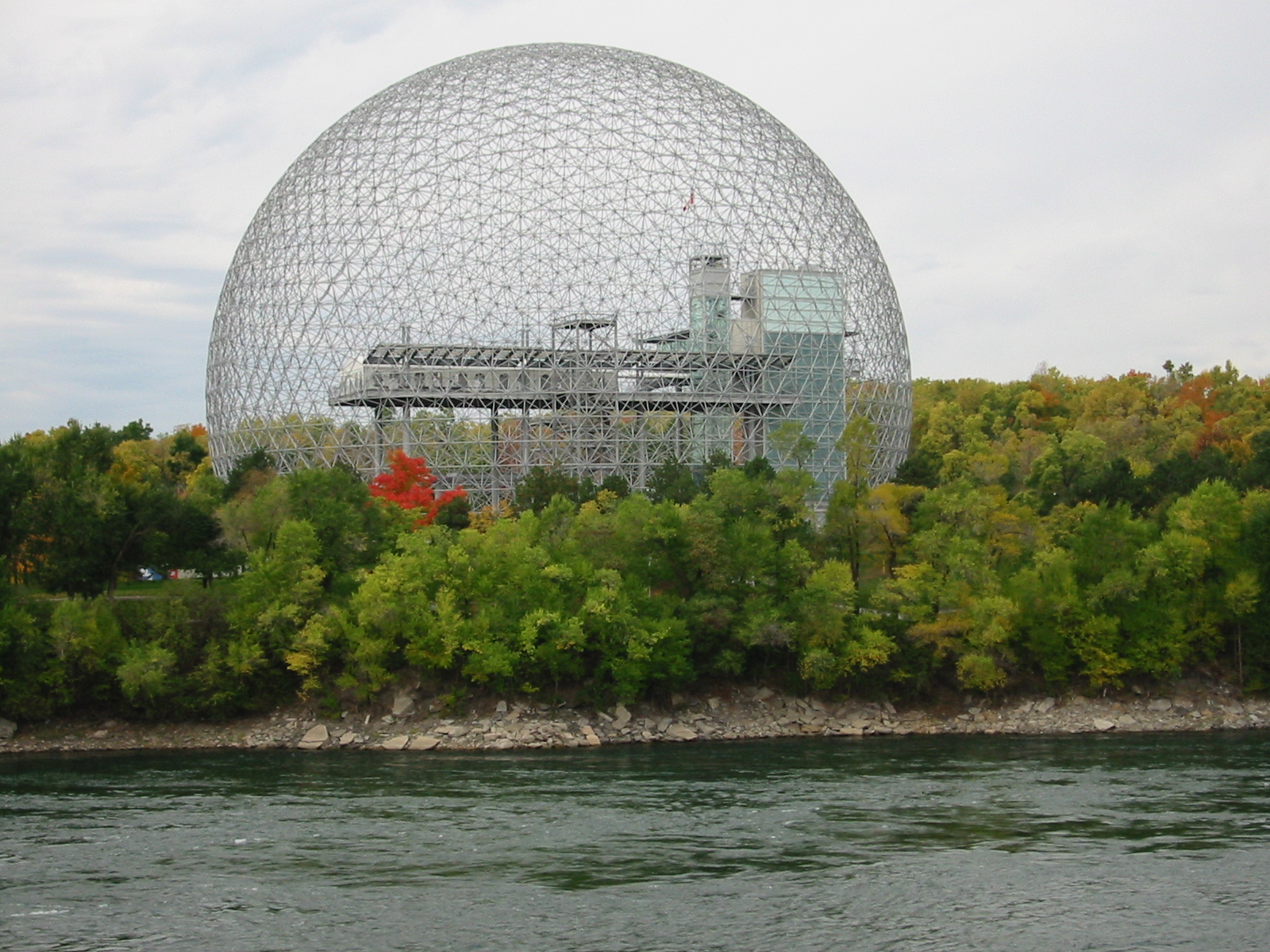Buckminster Fuller - Biosphäre Montreal - Foto: Wiki Commons