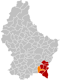 Kommunens läge i Luxemburg (markerad i orange), med kantonen Remich färgad i rött