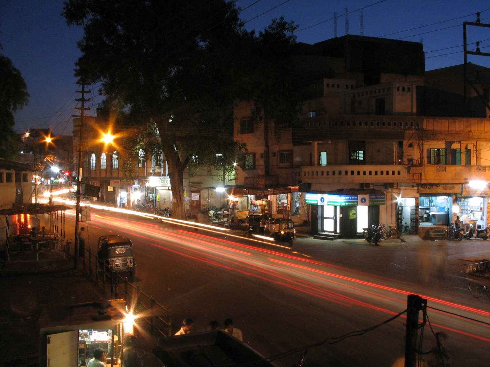 File:Subhash Marg in Indore, India.JPG - Wikimedia Commons