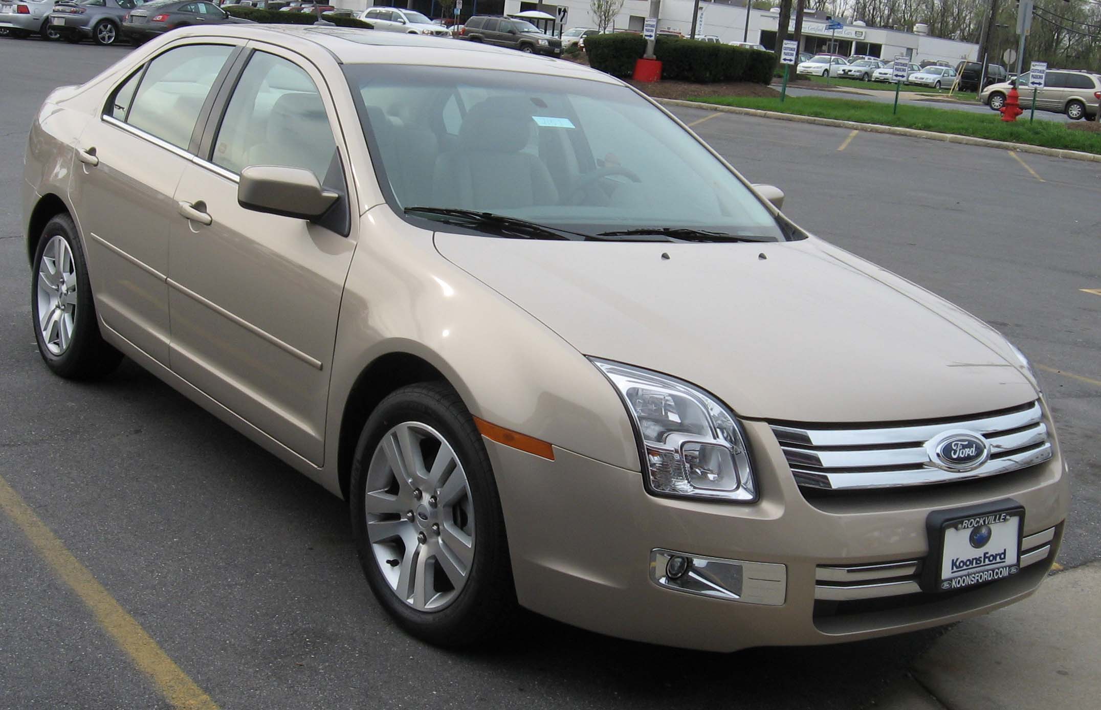 2007-Ford-Fusion-SEL.jpg