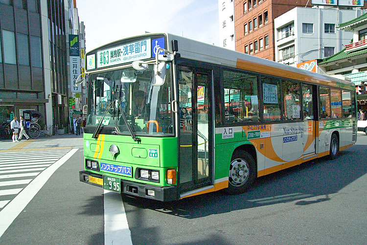 TokyoBus1397.jpg