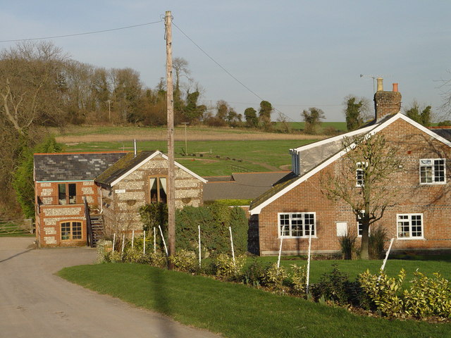 New_Build_-_geograph.org.uk_-_329214.jpg