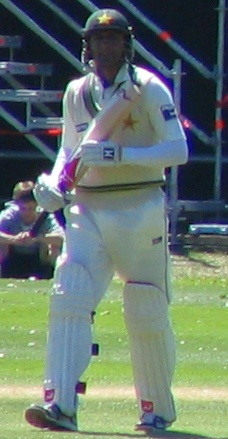 Shoaib Malik, Dunedin, NZ, 2009.jpg