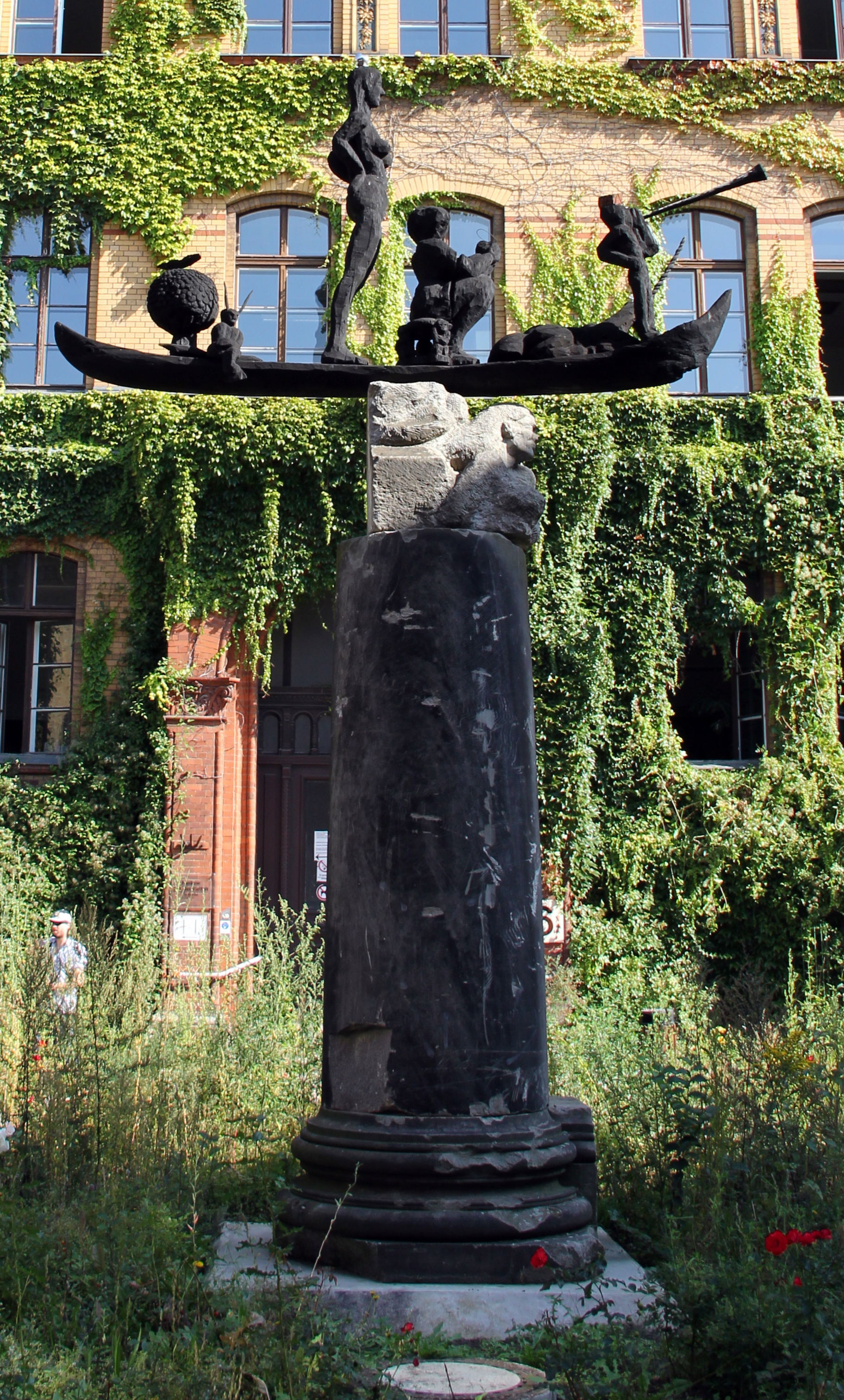 Skulptur Schiff zur Rettung der Unschuld der Kunst, Quelle: WikiCommons, siehe Ende des Artikels