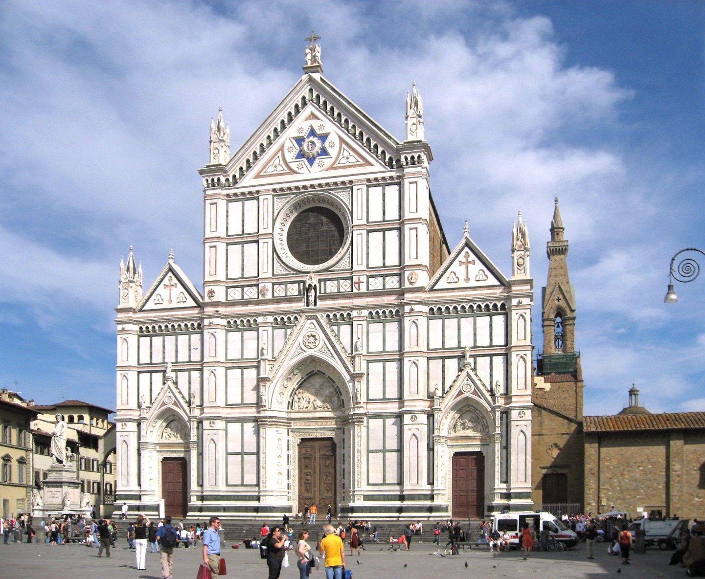 File:Santa Croce exterior Firenze Apr 2008.JPG - Wikimedia Commons