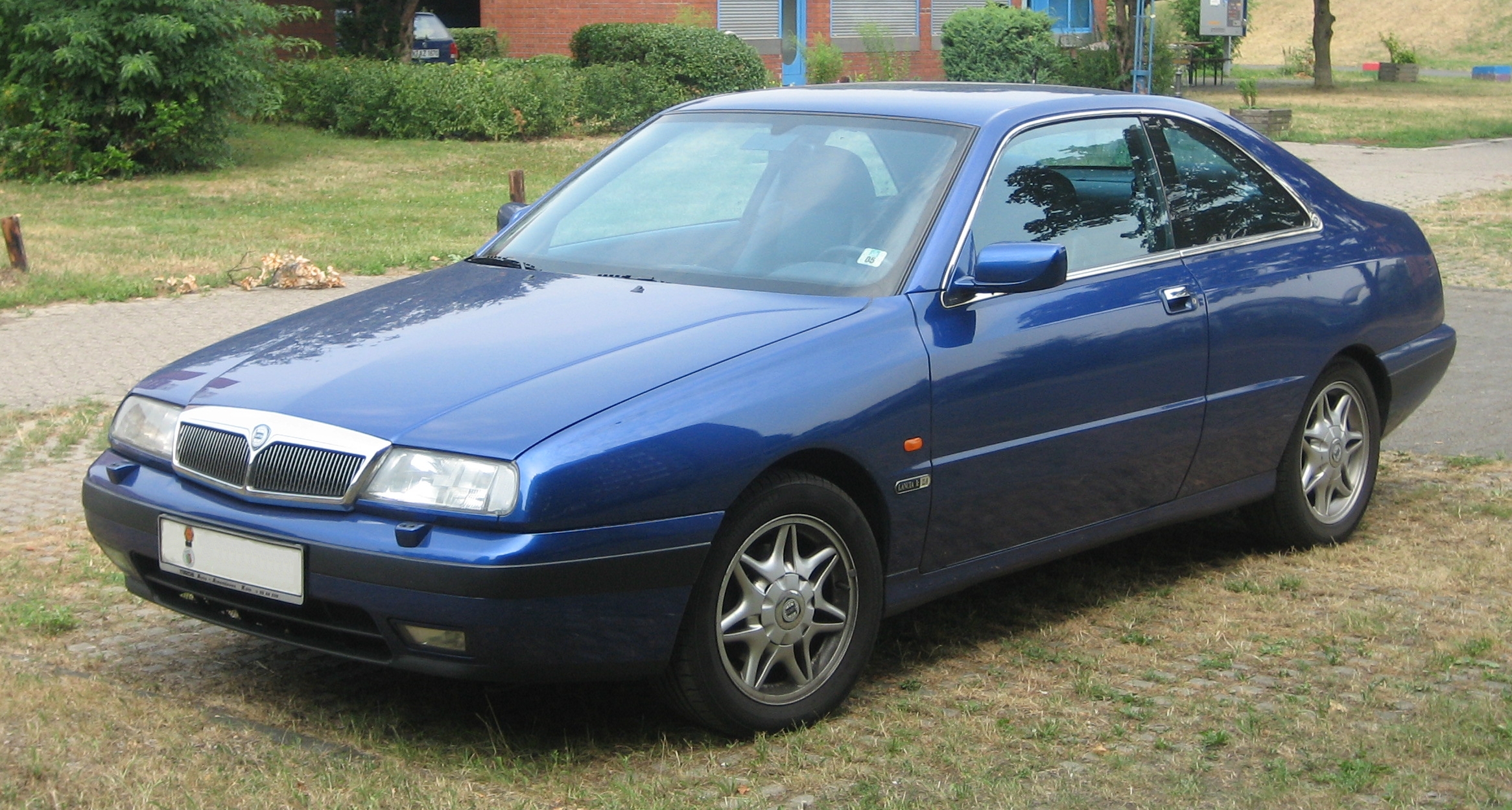 Lancia_Kappa_Coupe.jpg