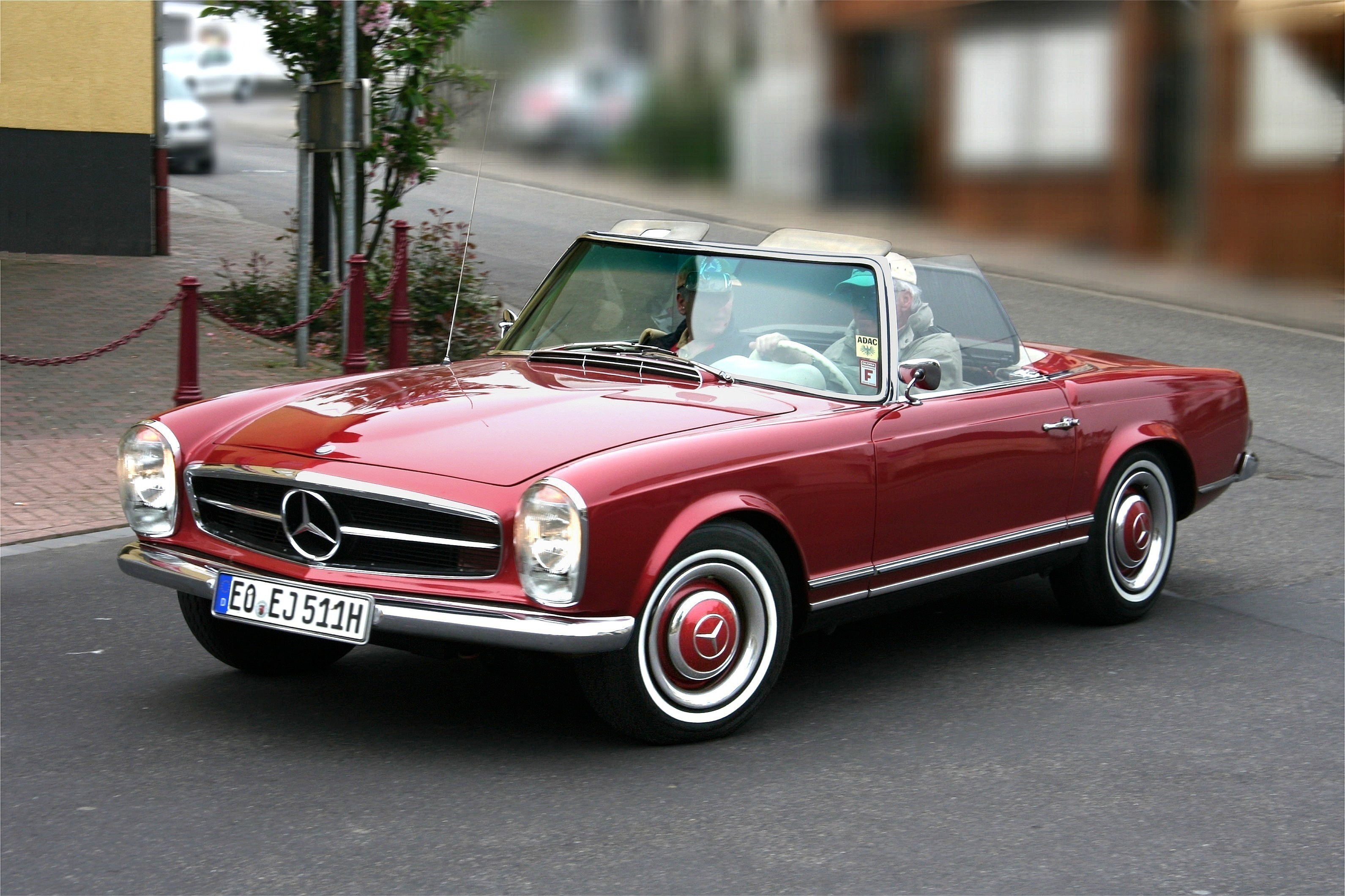 (W113): Fotos diversas  Mercedes-Benz_230_SL,_Bj._1964_(2009-05-01)