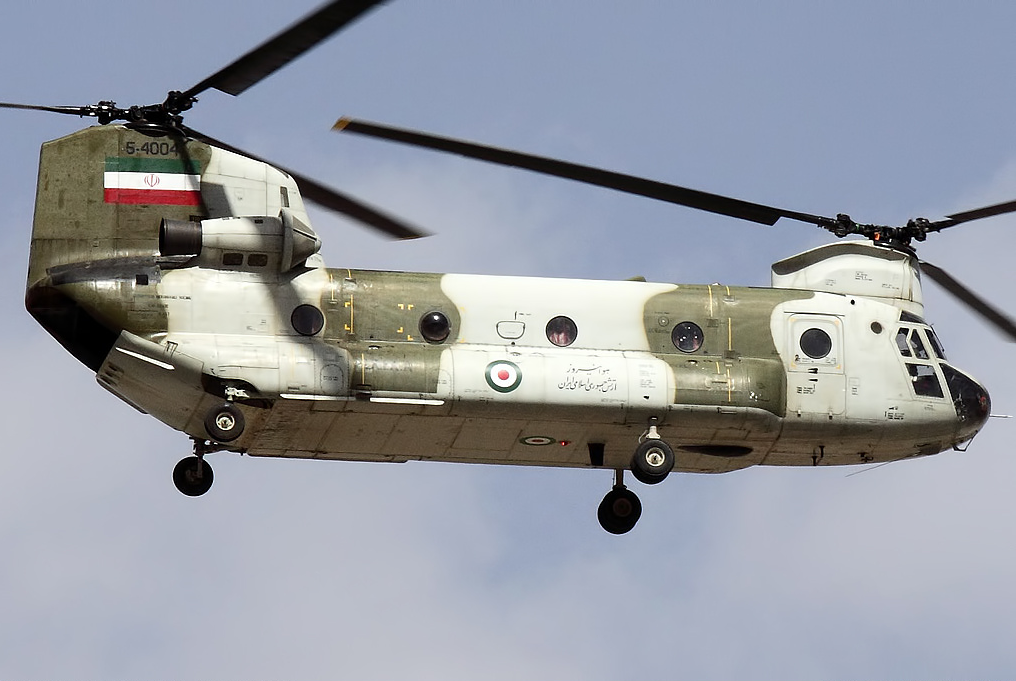 CH-47_Iran_Air_Force_Esfahan_March_2011.