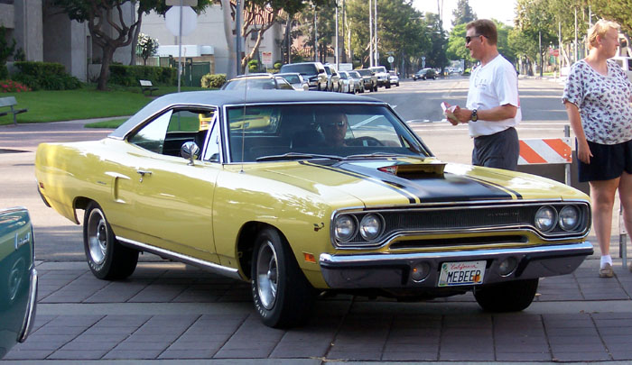 Plymouth_Roadrunner.jpg