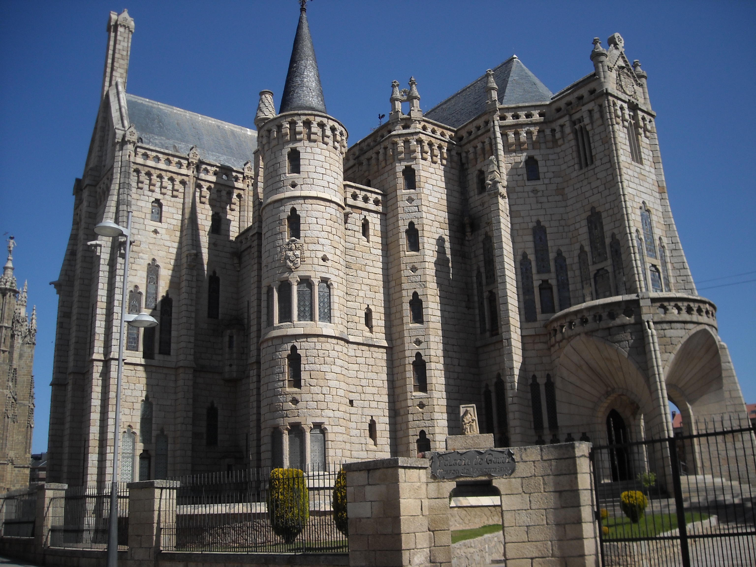 Palacio Episcopal de Astorga ©Cruccone 