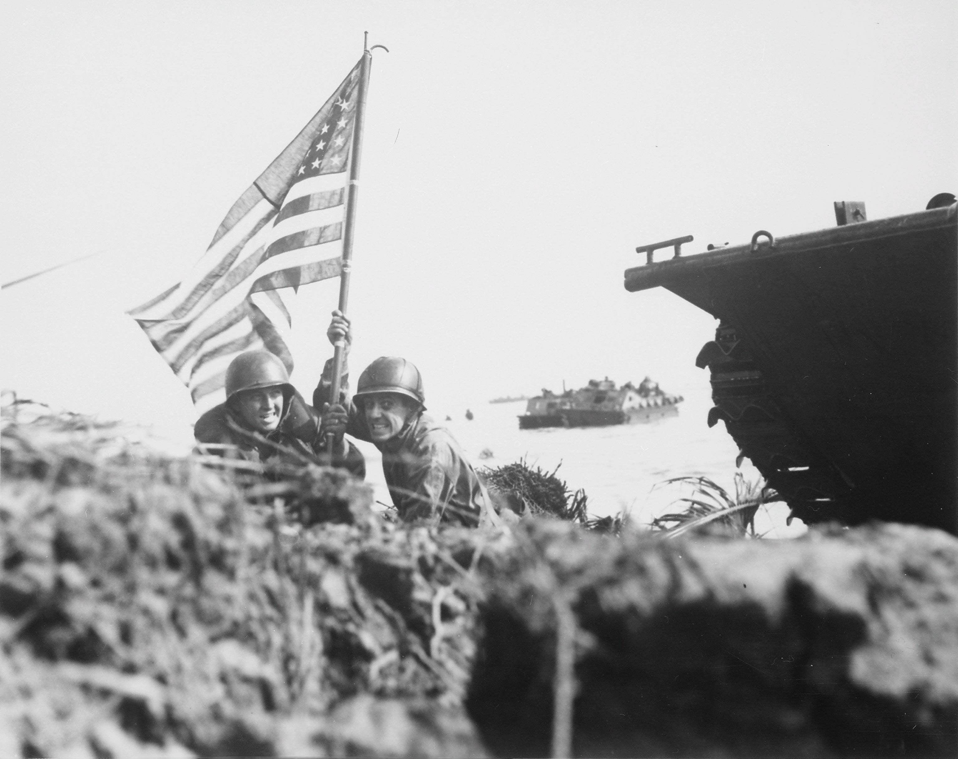 File:First flag on Guam - 1944.jpg