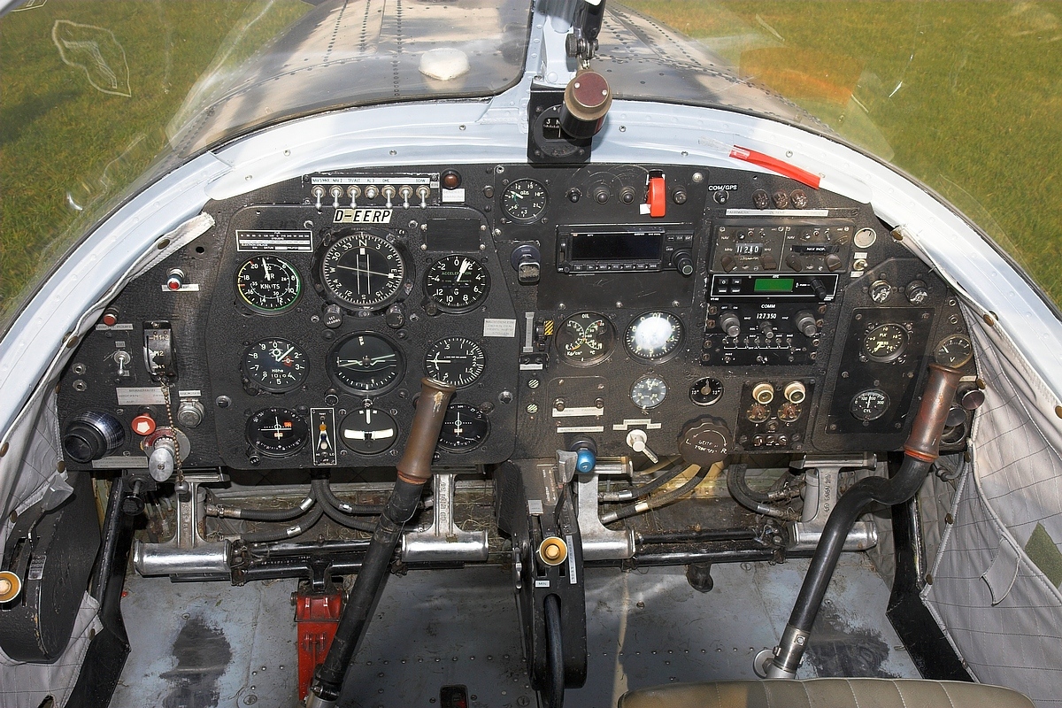 piaggio cockpit