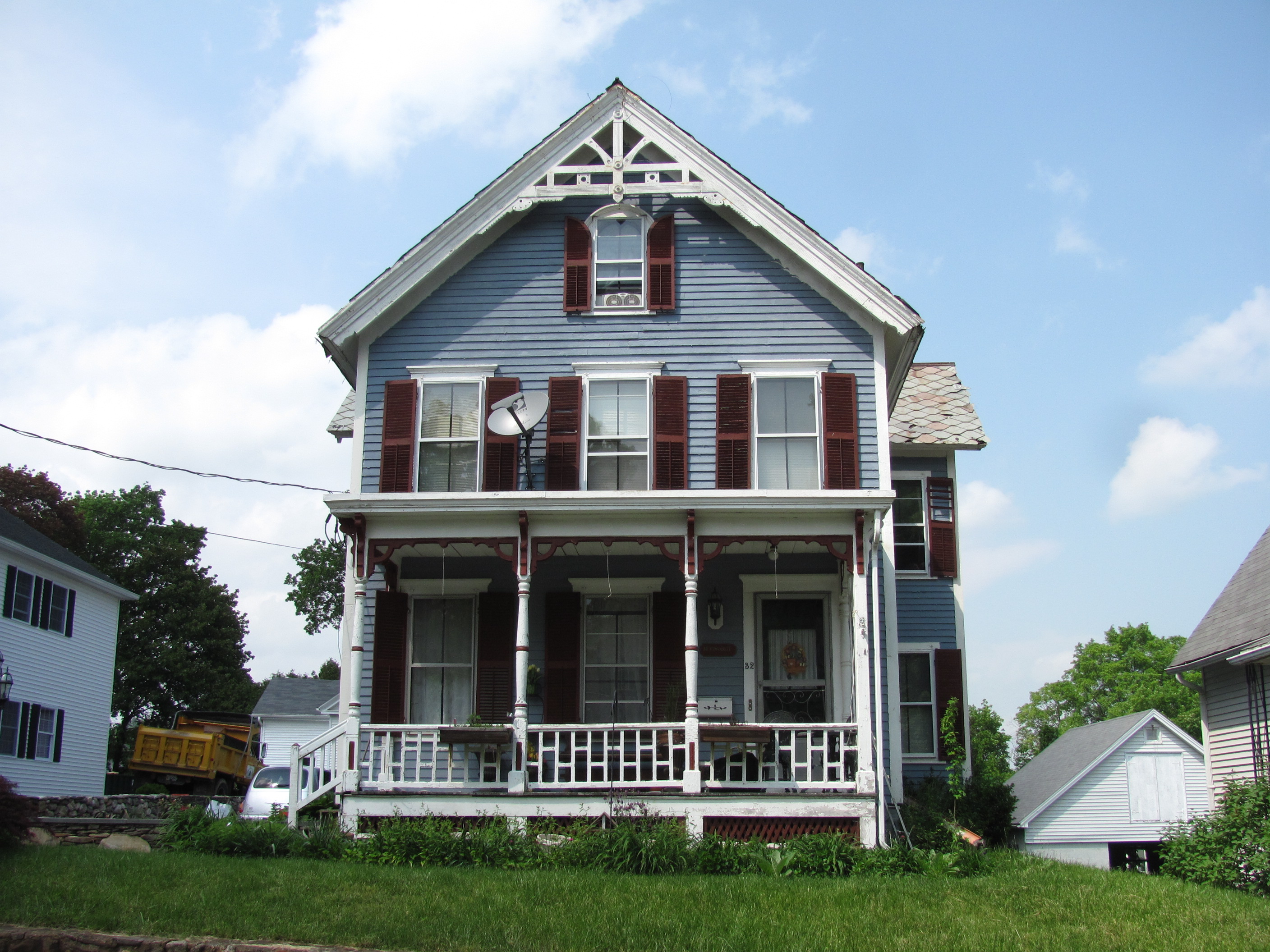 File:J.M. Cheney Rental House, Southbridge MA.jpg - Wikimedia Commons