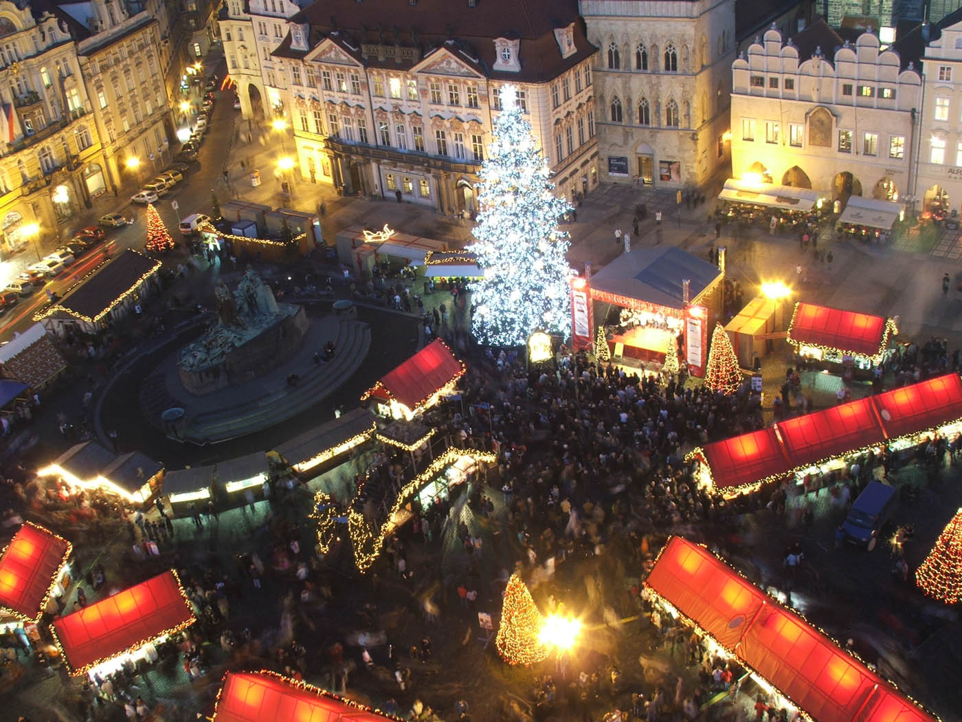 FilePrague christmas market 9949a.jpg Wikimedia Commons