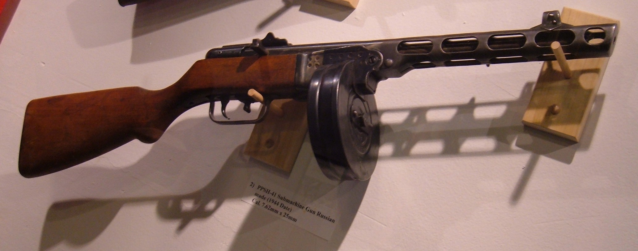 PPSh-41_Penry_Museum.JPG