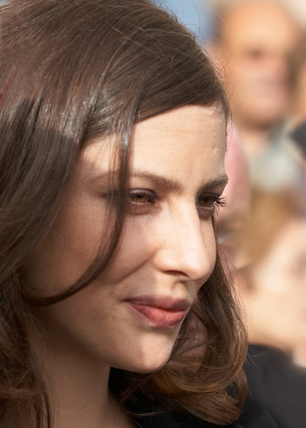 FileAnna Mouglalis on October 5th 2007jpg 430 600 