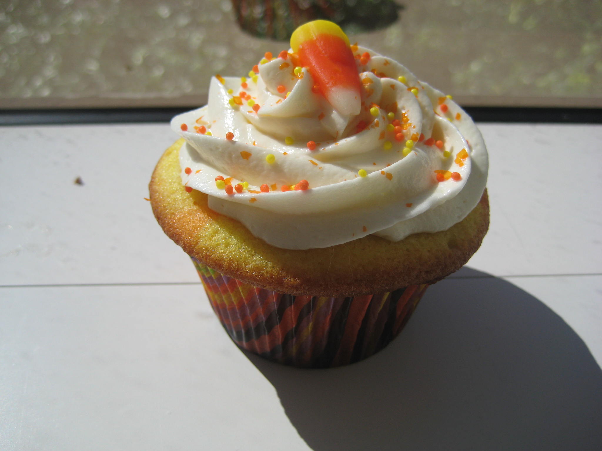 File:Candy corn cupcake.jpg