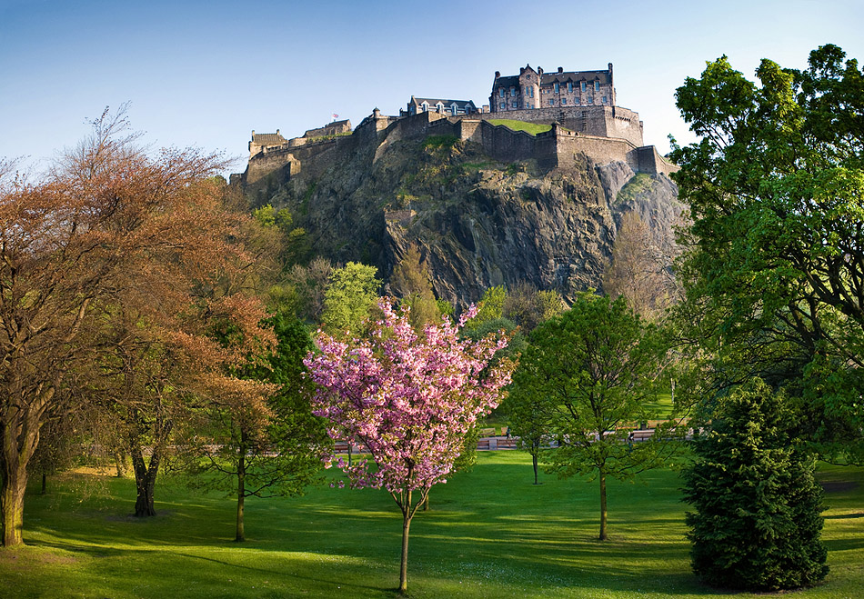 Edinburgh-pano2s.jpg