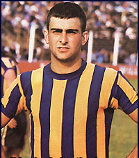 Kempes v Rosariu Central (1975)