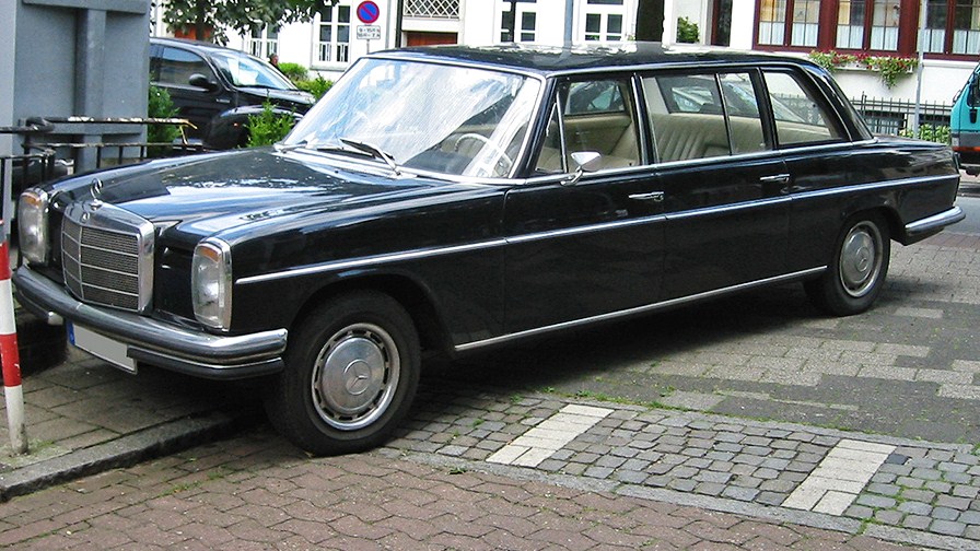 FileMercedes W115 LangJPG