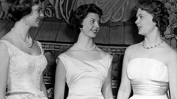 File:Princesses Margaretha, D&eacute;sir&eacute;e and Birgitta 1958.jpg