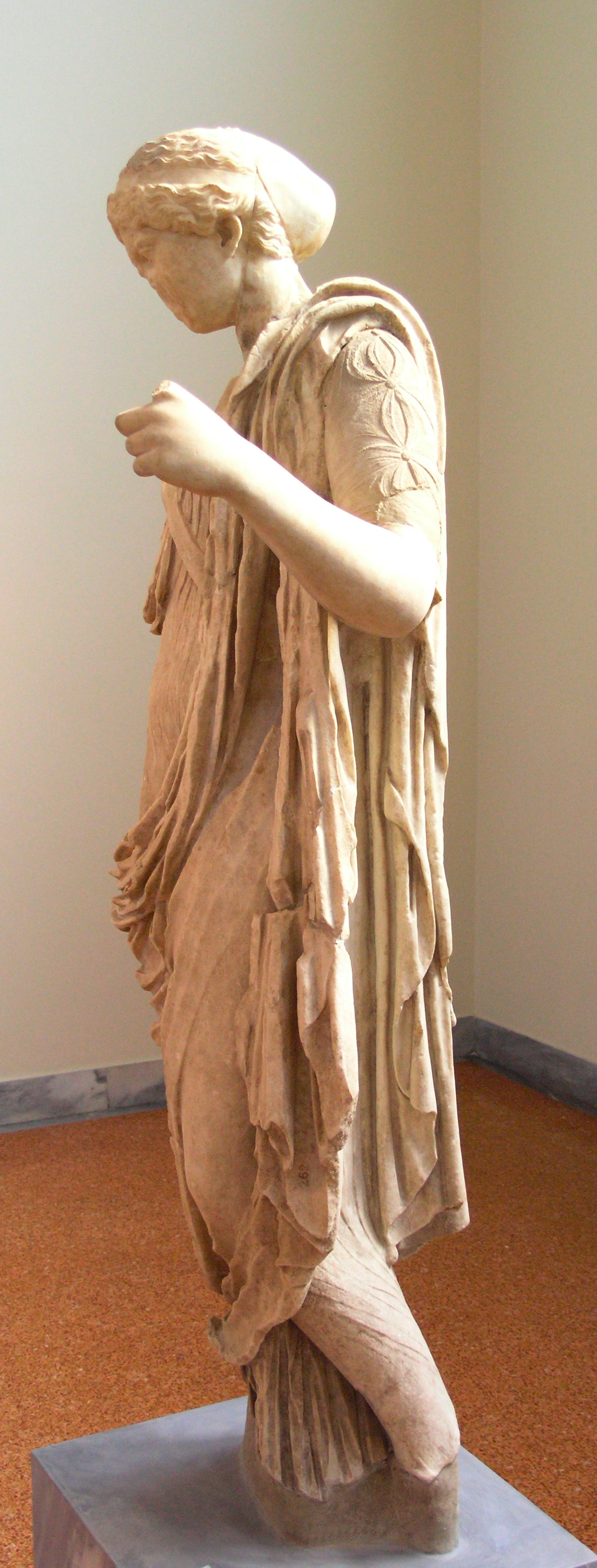 FileNAMA 262 Aphrodite Epidaure 3.JPG Wikimedia Commons