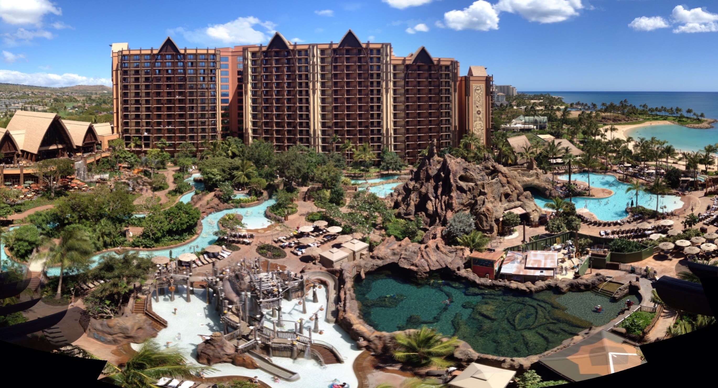 File:Aulani, a Disney Resort & Spa by Anthony Quintano.jpg - Wikimedia