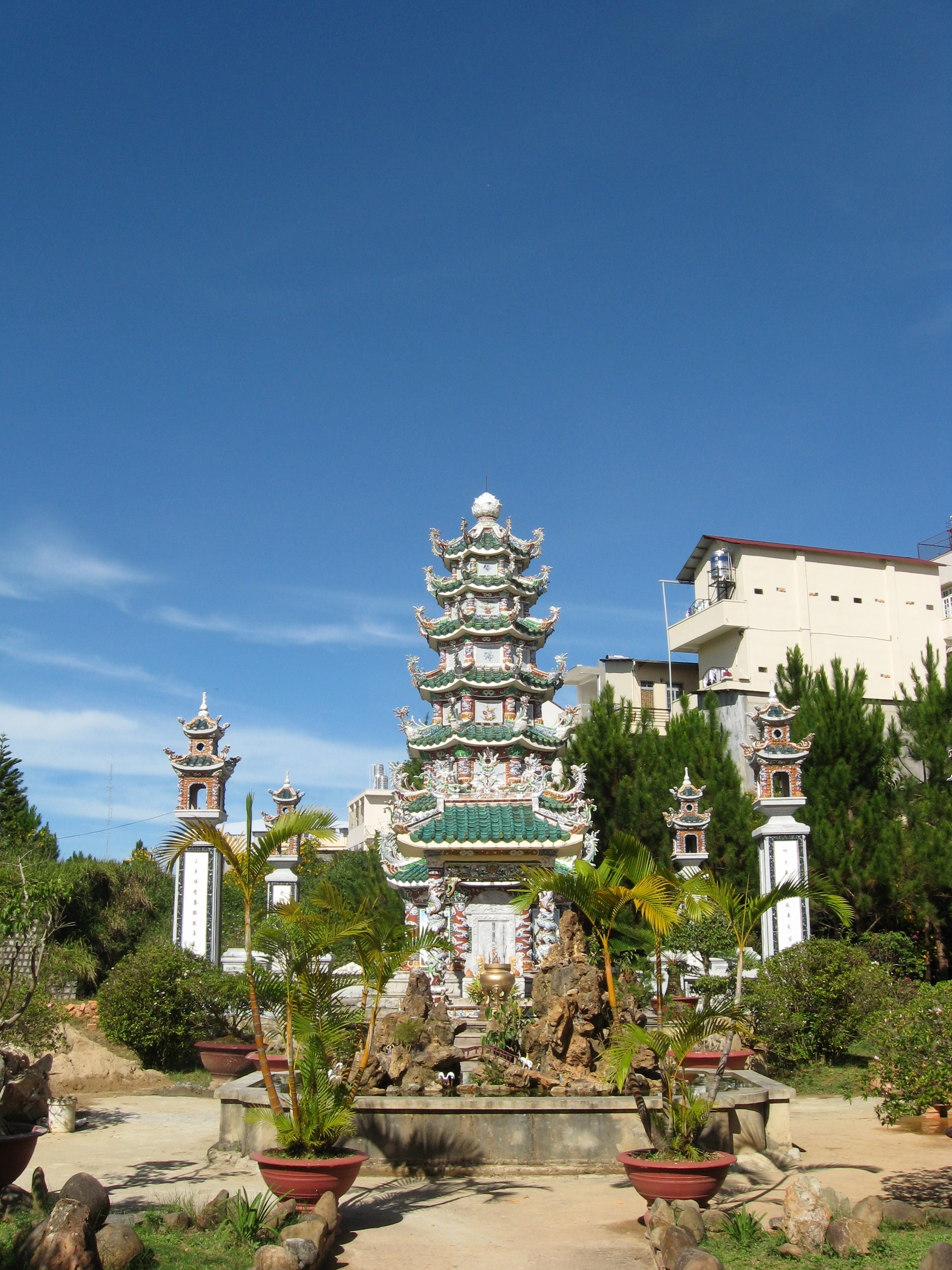 Linh Son Pagoda