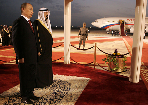 Amazing Historical Photo of Abdullah of Saudi Arabia  with Vladimir Putin on 2/11/2007 