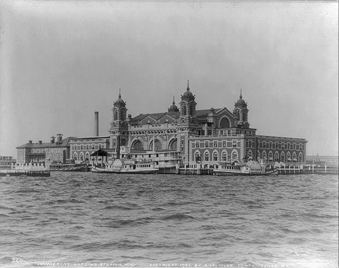 ellis island 1905