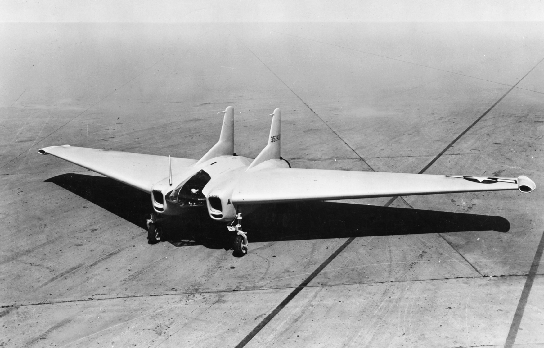 [Image: Northrop_XP-79.jpg]