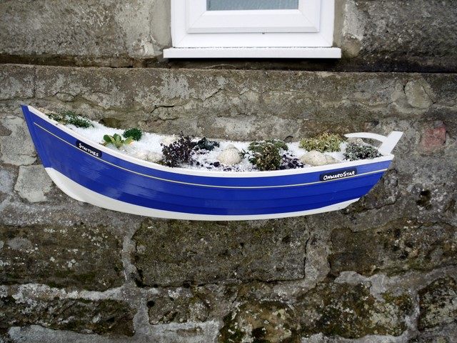 File:Coble fishing boat planter, Boulby - geograph.org.uk - 1626138 