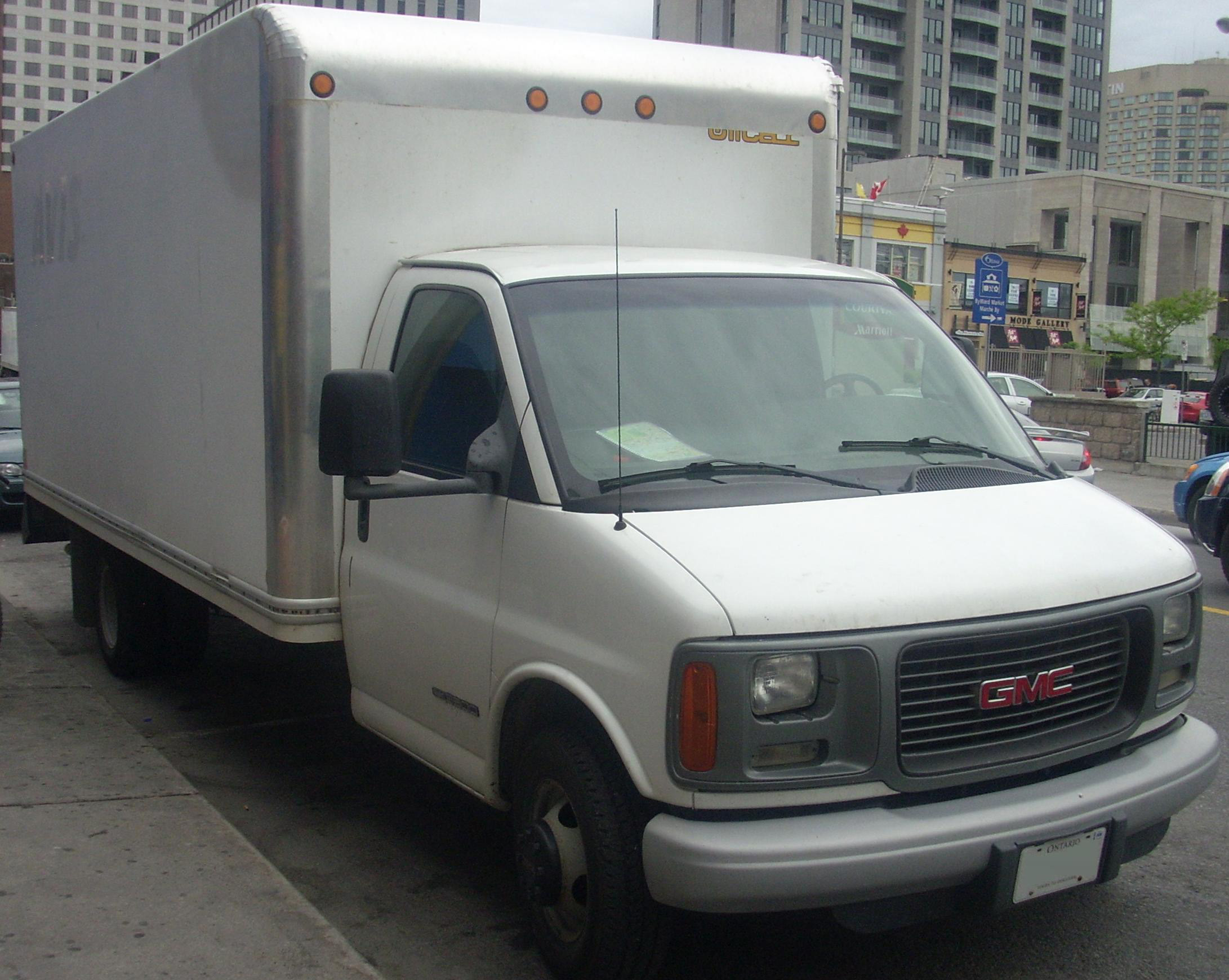 gmc 2500 savana