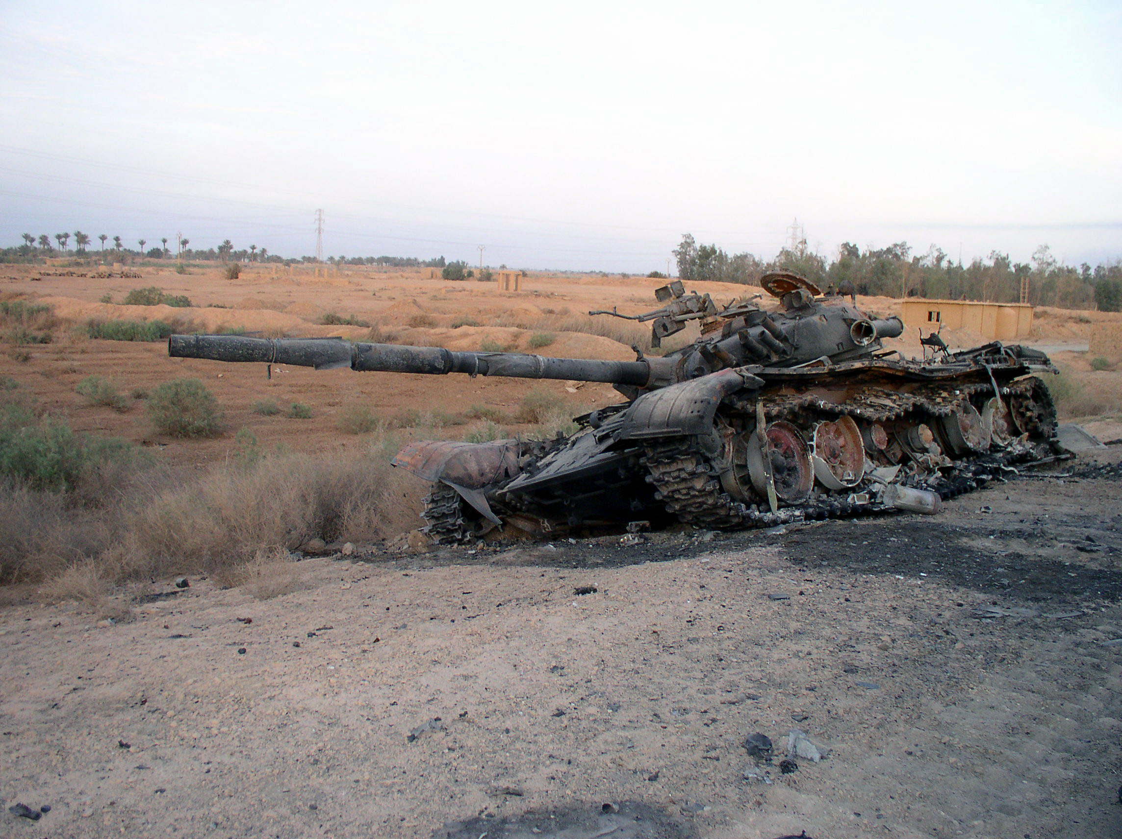 Destroyed_Iraqi_T-72_tank.JPEG