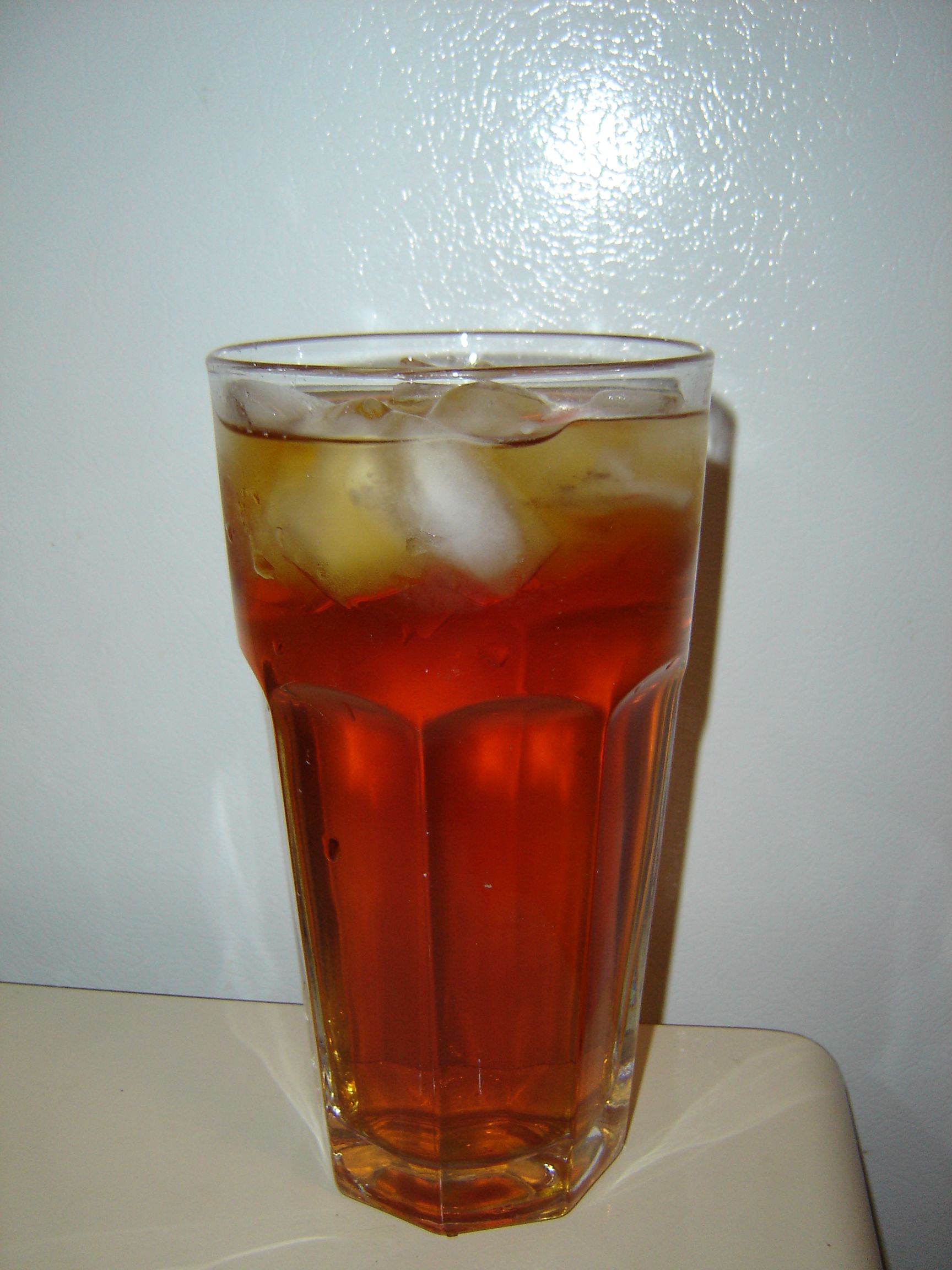 File:Glass of Iced Tea.jpg