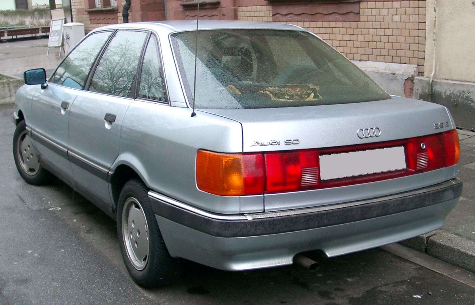 Audi 90