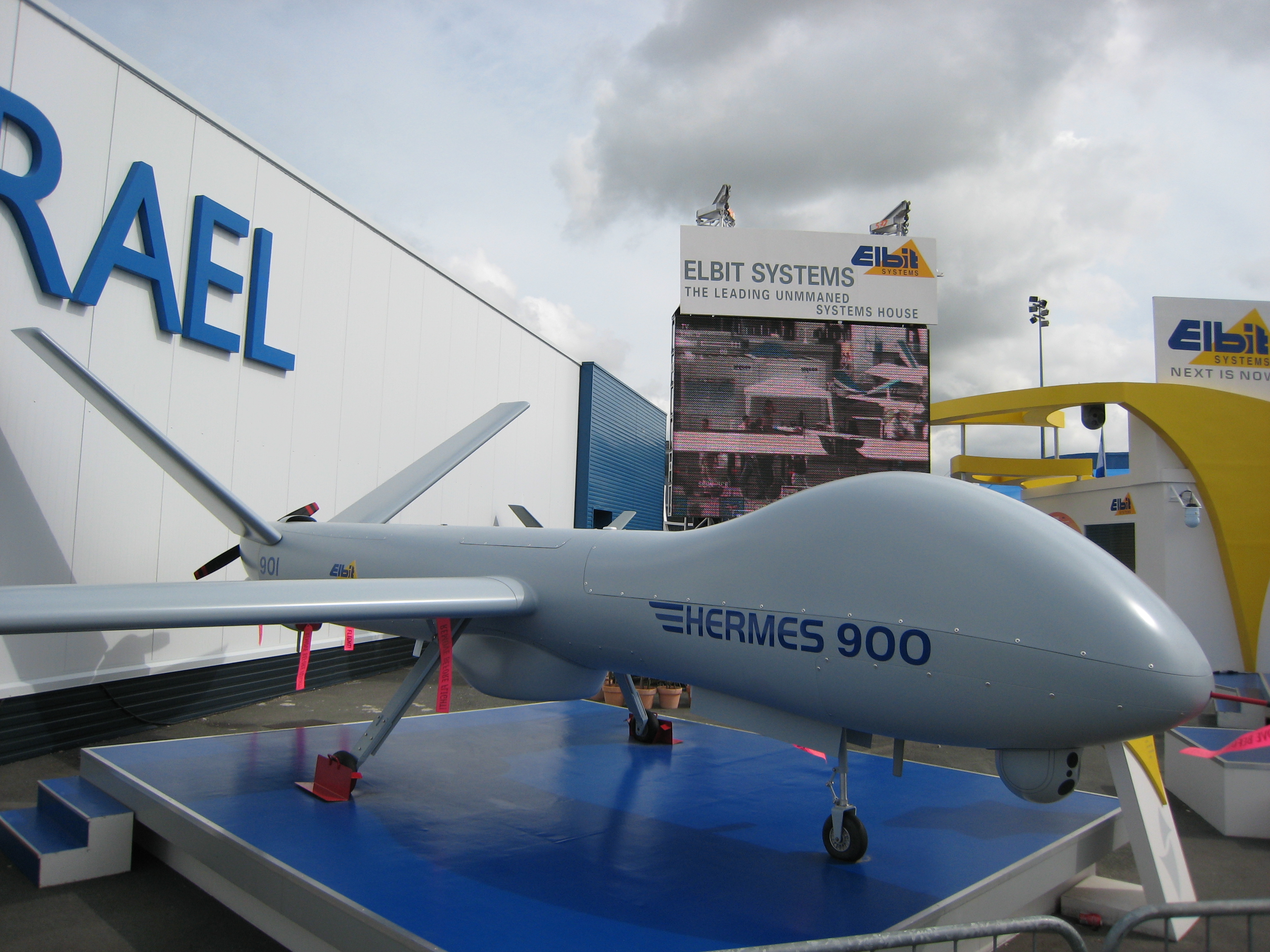 Israel - Página 10 Elbit_Hermes_900s