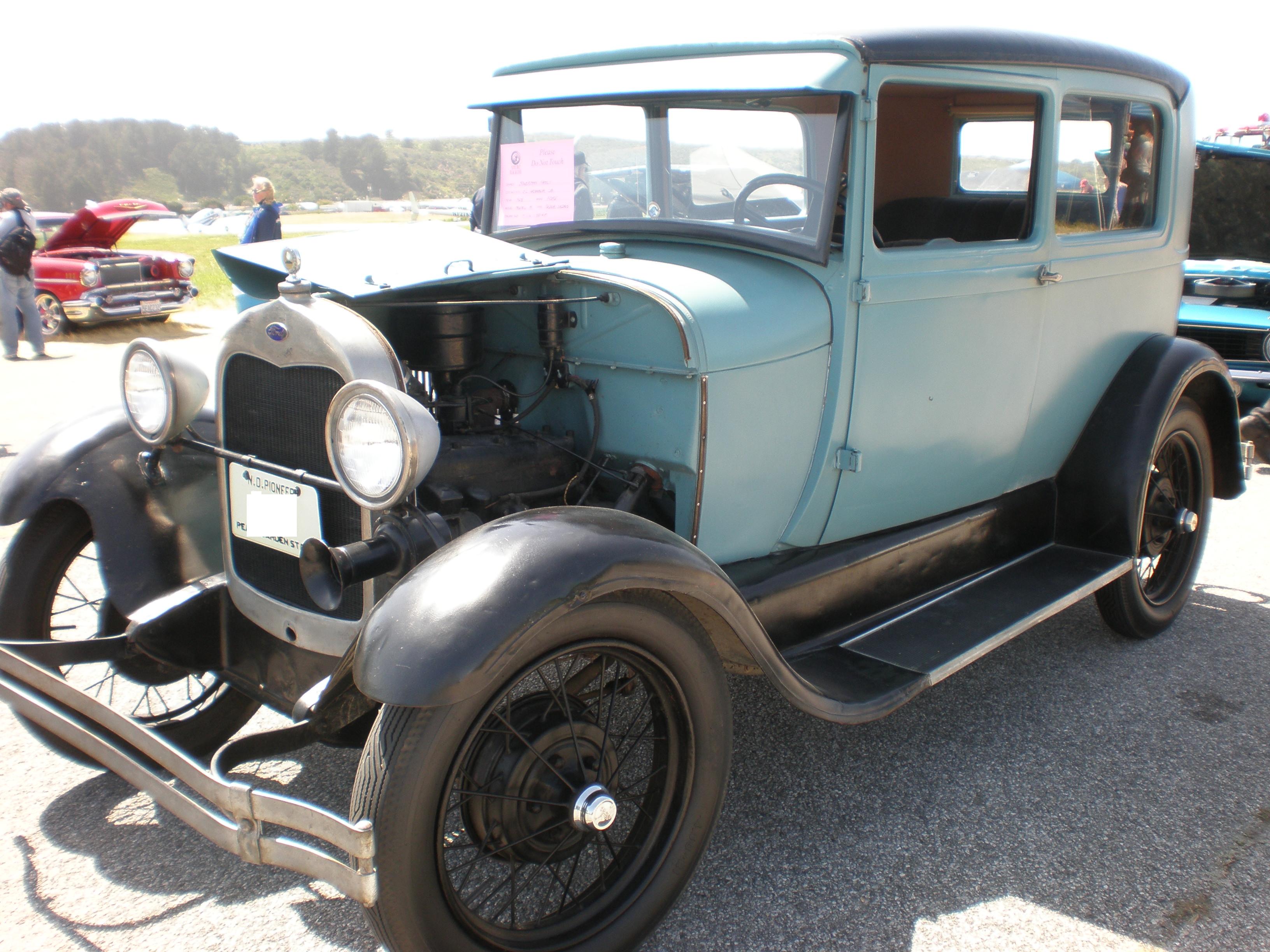 Ford a 1928 tudor