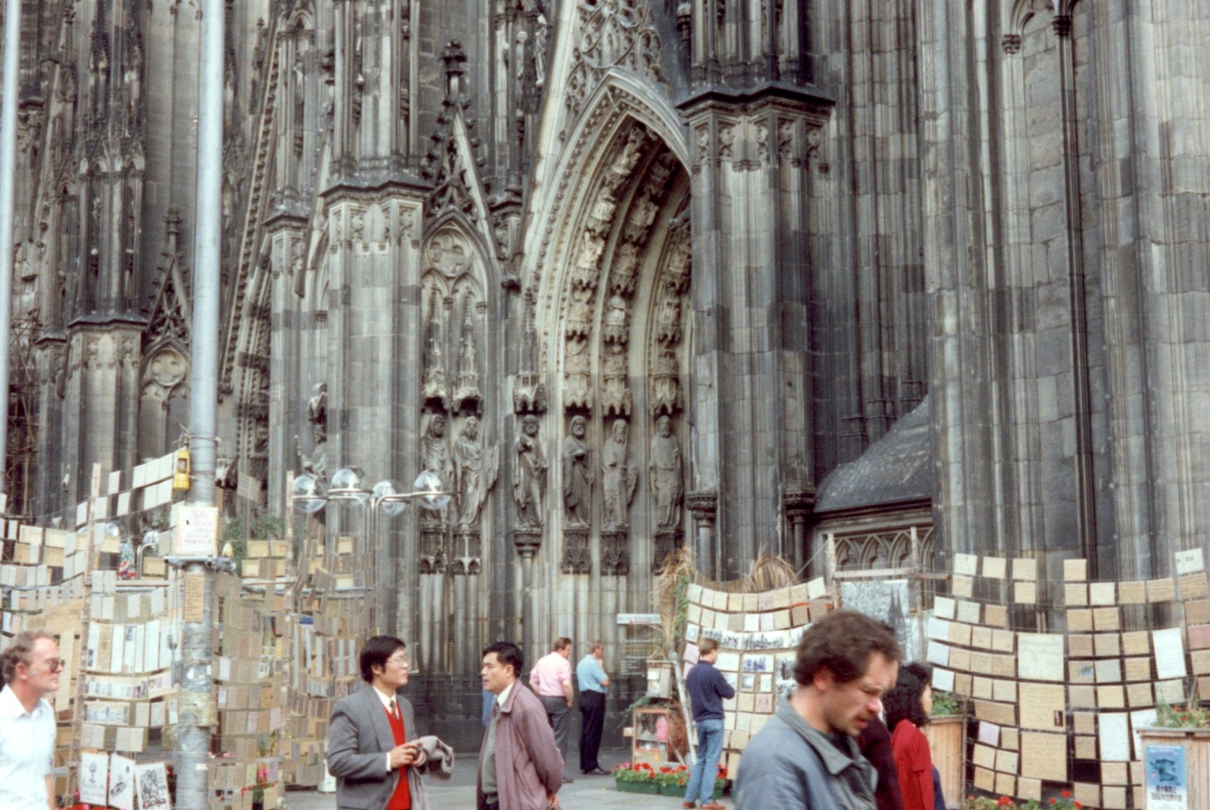 Köln 01 Klagemauer 1994.jpg